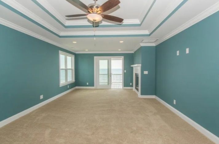 Покраска стен и потолков