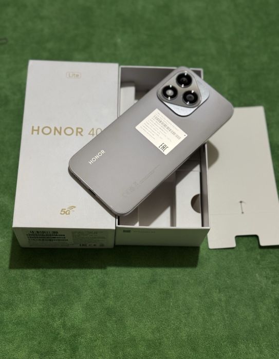 Продам в новом состоянии Honor 400 Lite