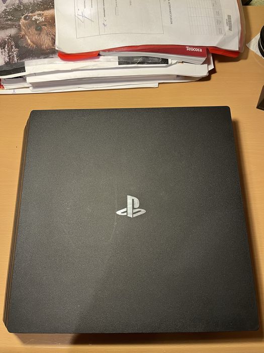 Sony PS4 Pro 1TB 4K HDR