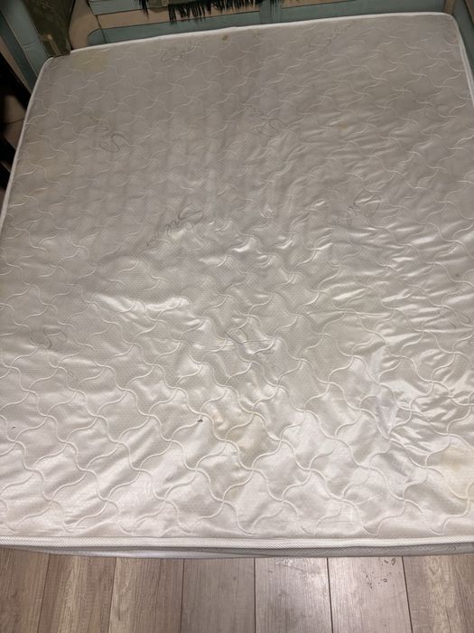 Продам матрас 2*1.8м