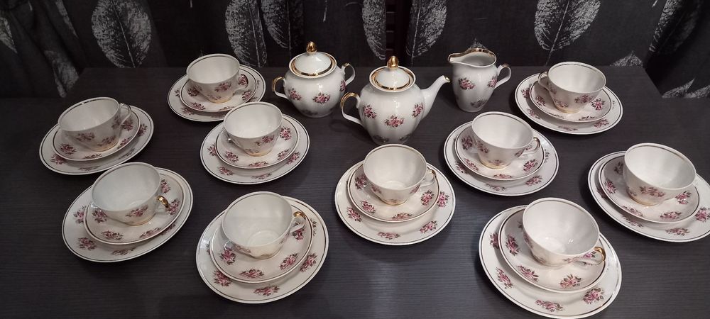 Продам Рижский чайный сервиз.