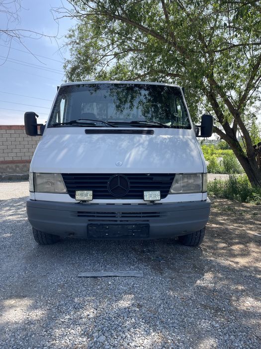 mercedes benz sprinter
