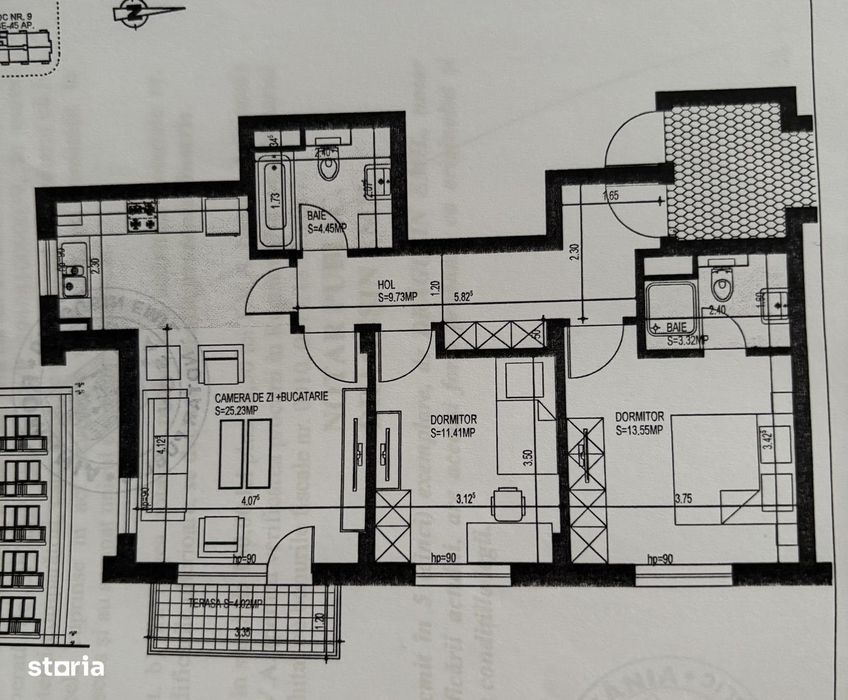 Apartament 3 camere | Grădină privată + parcare | Tractoru – Coresi
