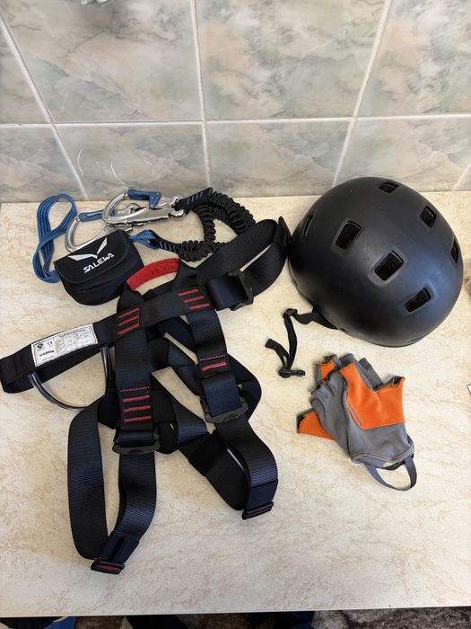 Echipament Via-Ferrata