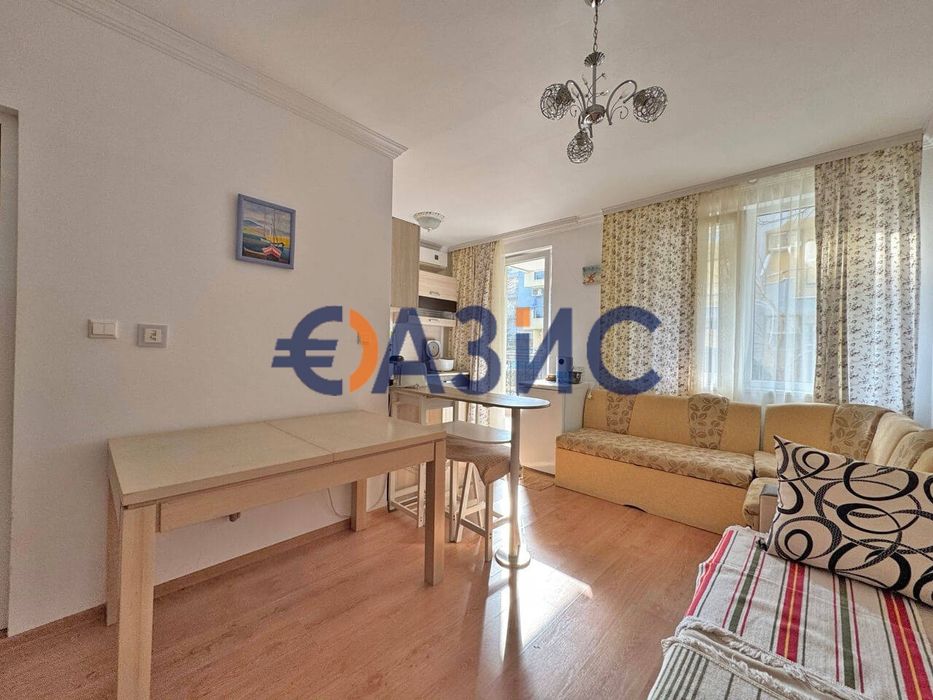 Продава се Едностаен апартамент в к.к. Слънчев бряг - 36 кв.м за 829 €/кв.м - Снимка #8