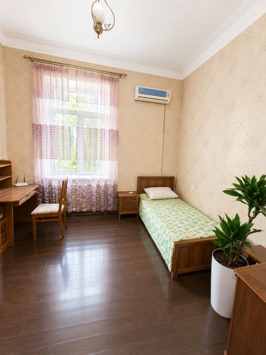 Срочно! Квартира 73 м2 на Шота Руставели! Высокопотолочка