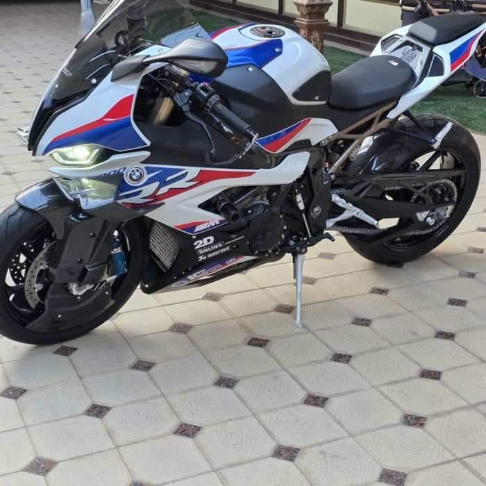 BMW S1000RR (M Package)