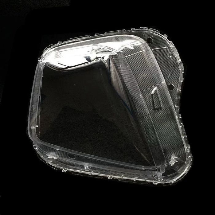 Стекла фар Hundai tucson 21-24г.