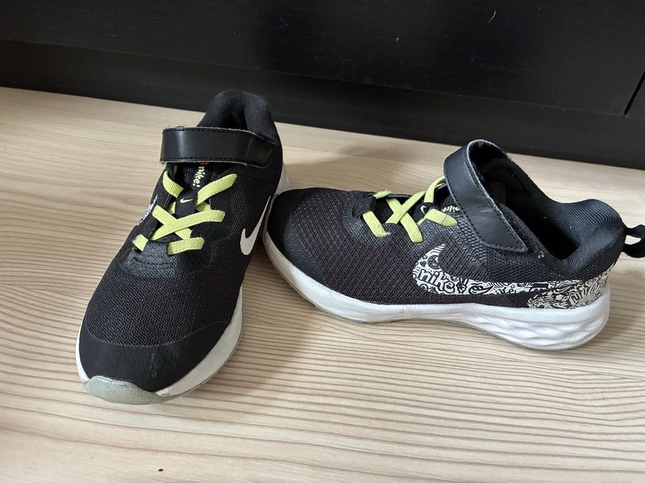 Nike marimea 30