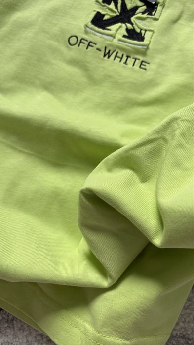 Vand Tricou nou
