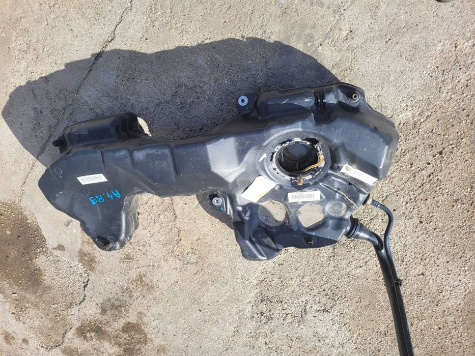 Rezervor Audi A4 B9 Allroad 30 tdi 2016 cod 8W0201021CL