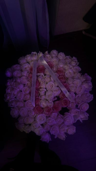 цветы белый и розовый