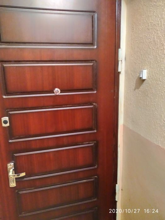 Установка,вскрытие замков.Обшивка дверей.