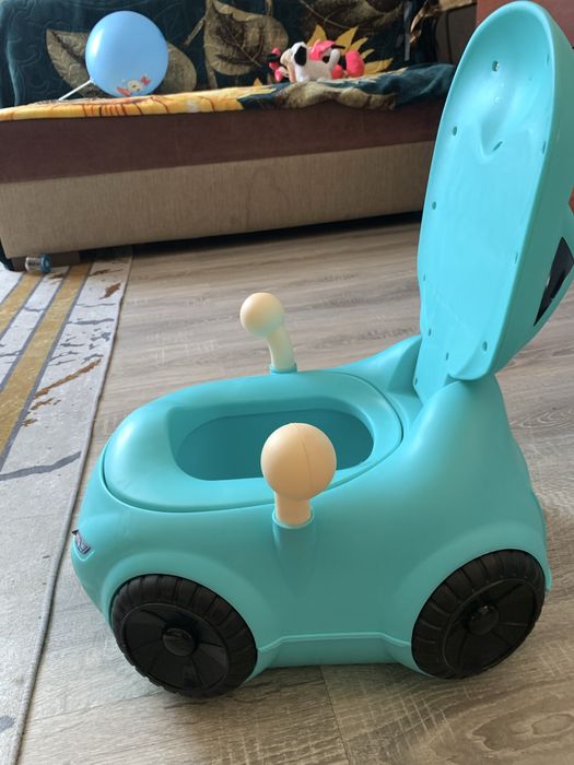 Детский горшок машинка