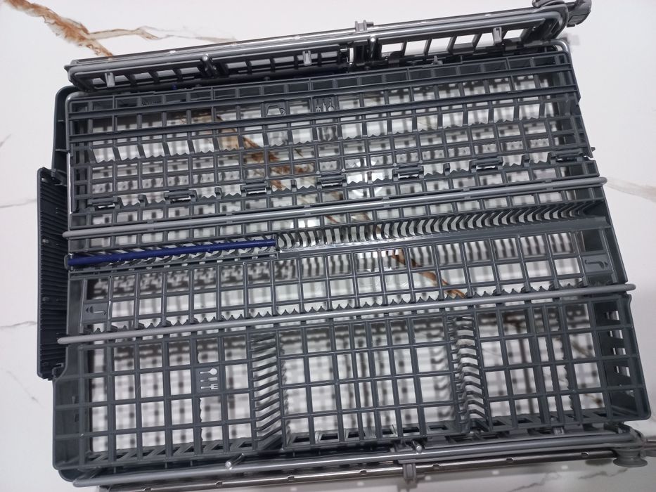 Кошница за съдомиялна!