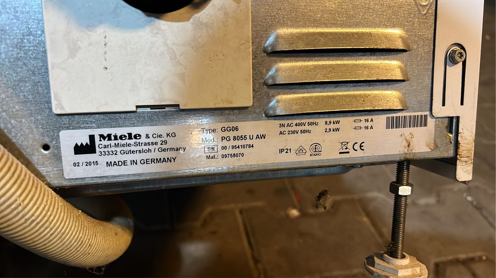 Masina de spalat vase Miele PG 8055 Professional