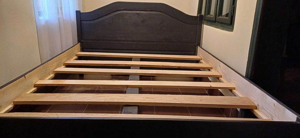 Pat lucrat manual din stejar