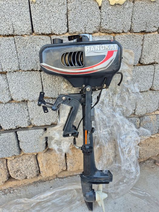 Мотор қайыққа сатылады