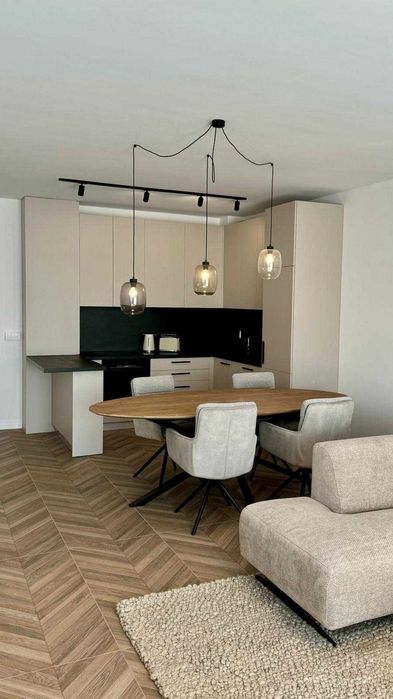 Тристаен имот в кв.Хладилника