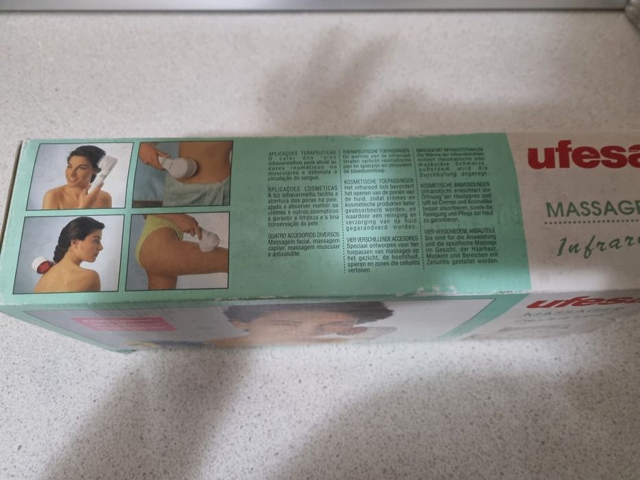 Vând aparat de masaj