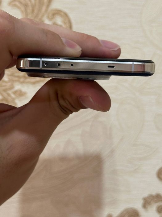 OnePlus 13 16/512 550$