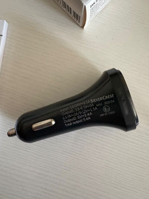 Зарядно за смартфон за автомобил Silver Crest