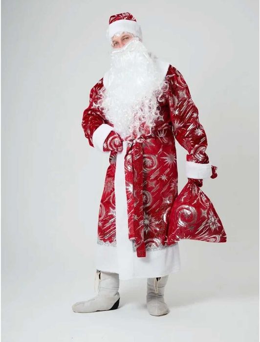 Дед Мороз и Снегурочка.