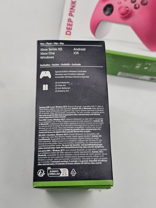 Controler wireless Xbox Storm Breaker Ediție specială  , deep pink