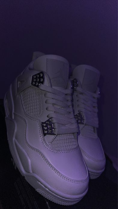Jordan 4 Mid Pure money