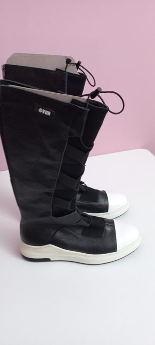 Продам ботинки  осенние