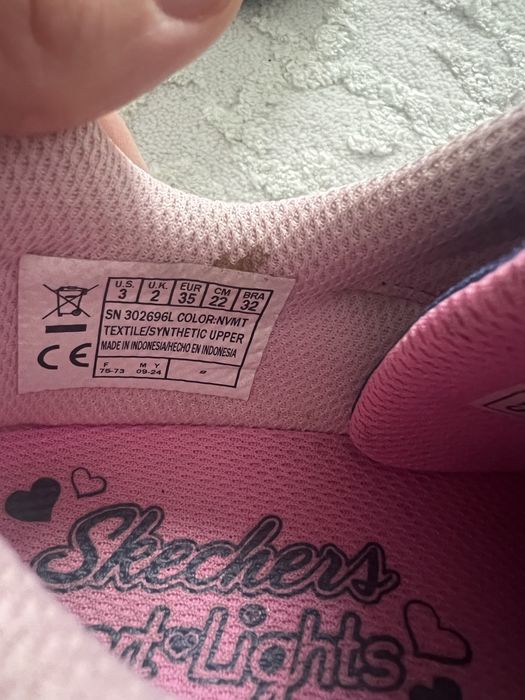 Маратонки Skechers  и Playful fast