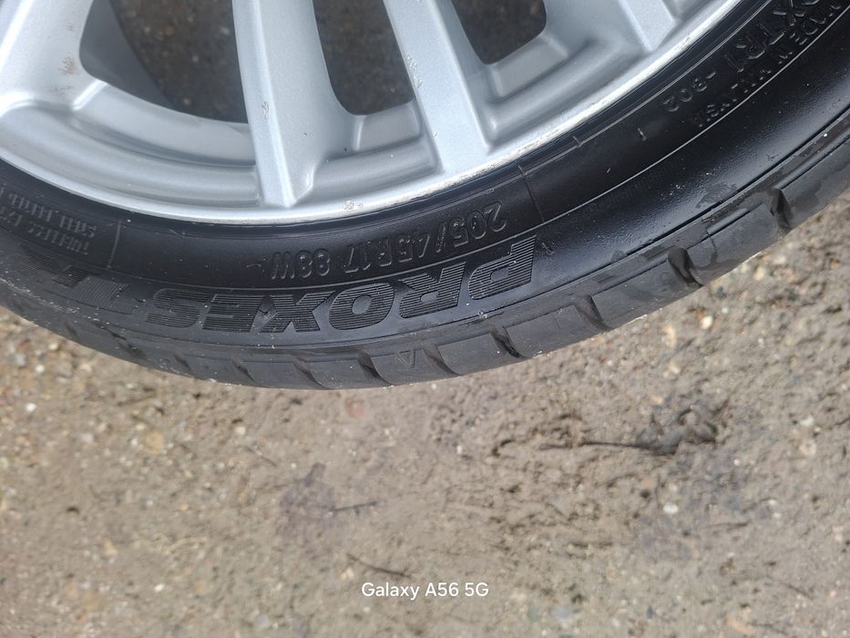 17 цола алуминиеви джанти с гуме за SUZUKI