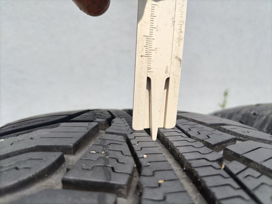 205/60/16 Унироял ДОТ 2016 г