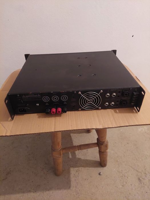 De vanzare  amplificator