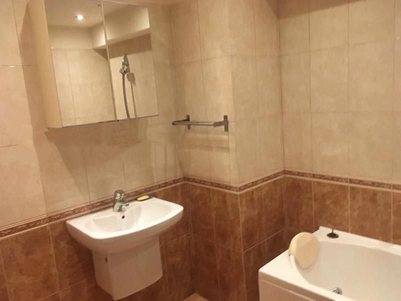 Дава се под наем Тристаен апартамент в София, Зона Б-19 - 85 кв.м за 766 € - Снимка #16