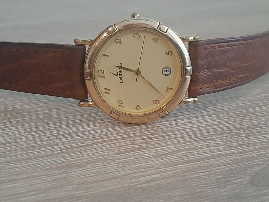 Ceas Laurens clasic elegant, auriu, dată, curea piele maro  vintage