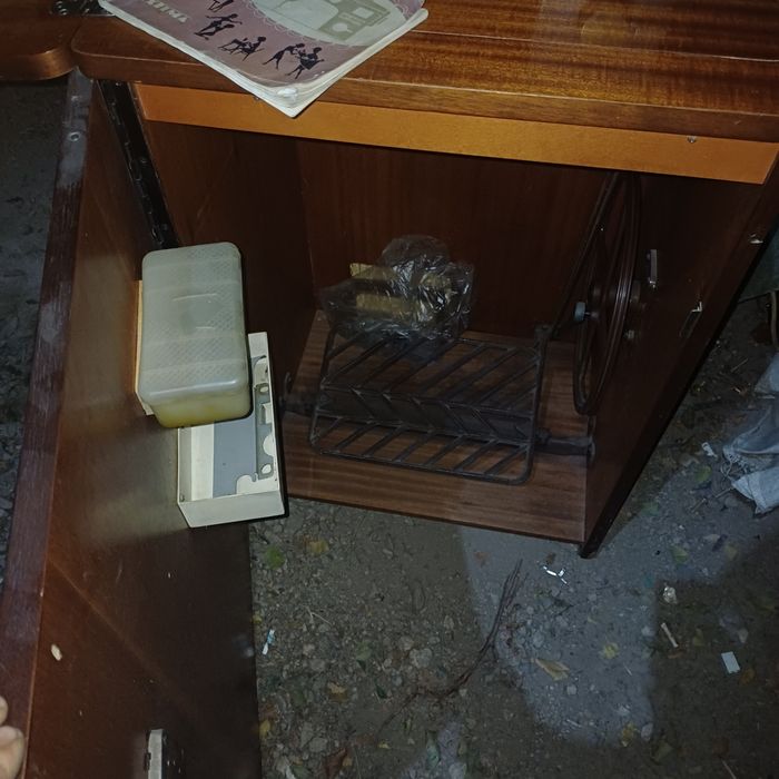 Продам  швейную машинку веритас