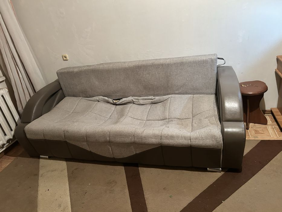 Диван и кровать Даром