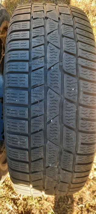 Vând 2 anvelope iarna Continental 205 - 50- R 17 De iarna , foarte Ok
