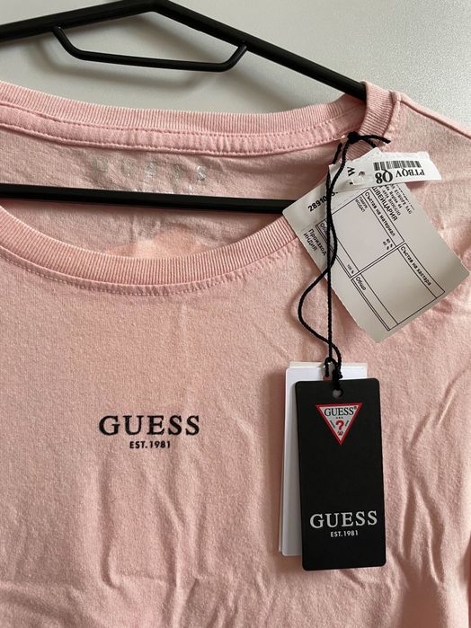 Оригинална тениска Guess - розова, с красив гръб, нова с етикет