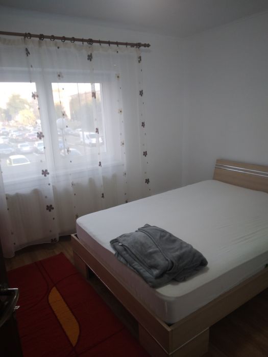 Apartament de închiriat