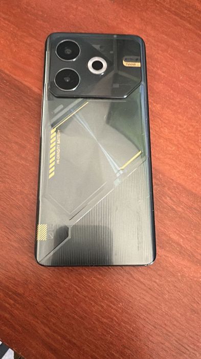 Продам отличный смартфон Tecno