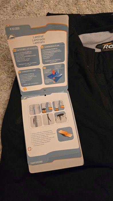 Vând pantaloni ski Rossignol