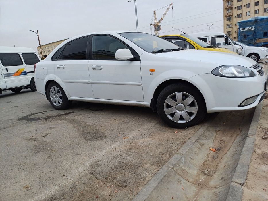 Surxondaryoda moshina Jentra 2022 mexanika krediti davom etirilib keti