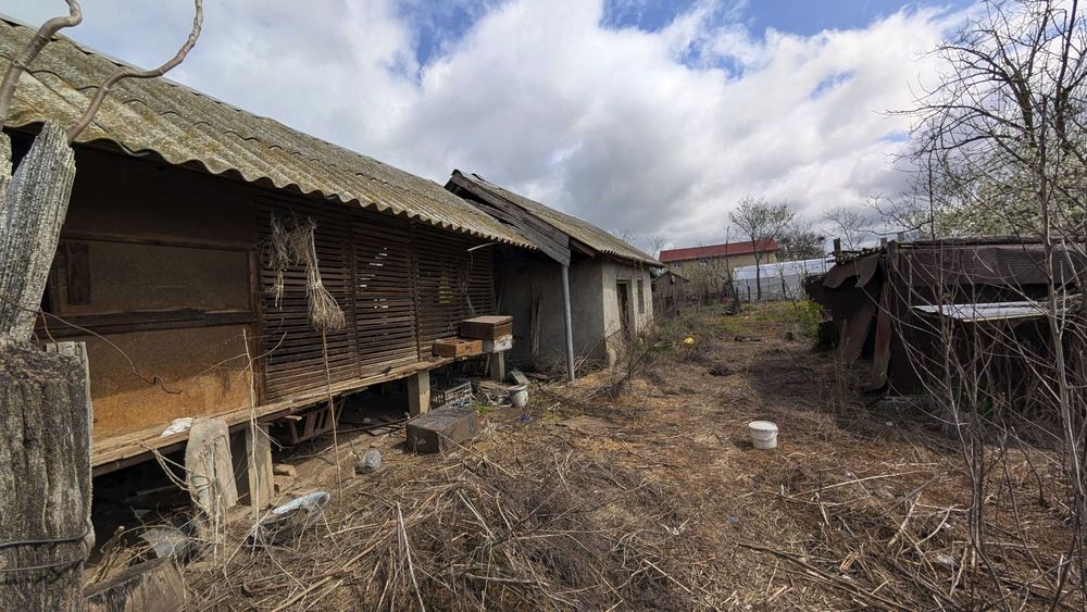 Vand casă bătrânească cu teren generos de ~2000 mp | Comuna Traian, Teleorman