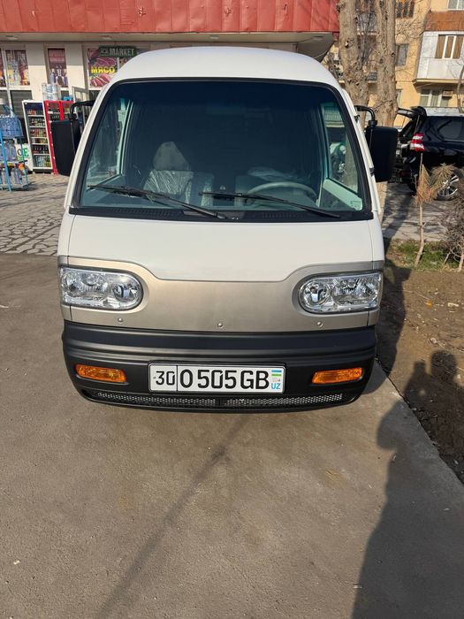 Damas combi D2 salon narxida