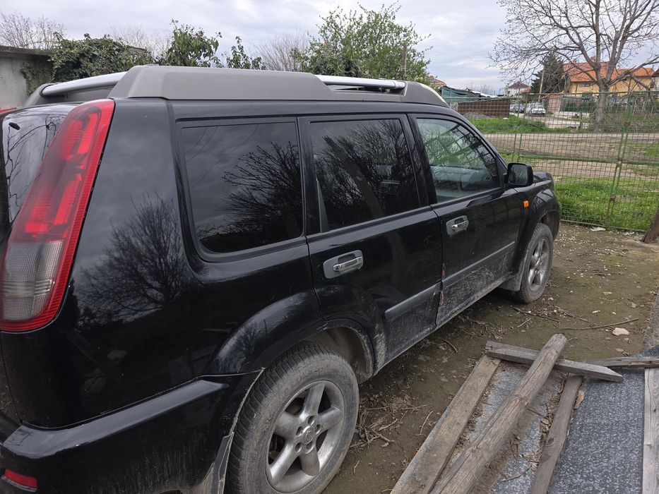 Нисан Х-Траил 2.2 114кс 2003г