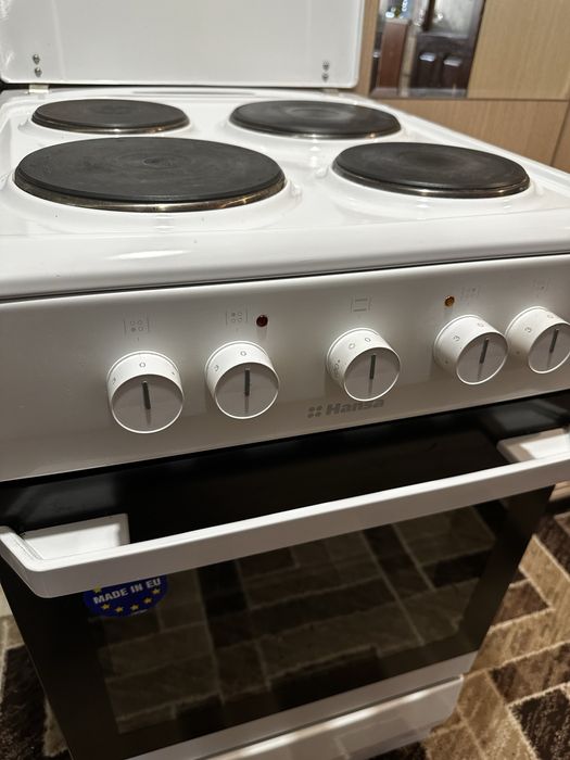 Электрическая плита Hansa