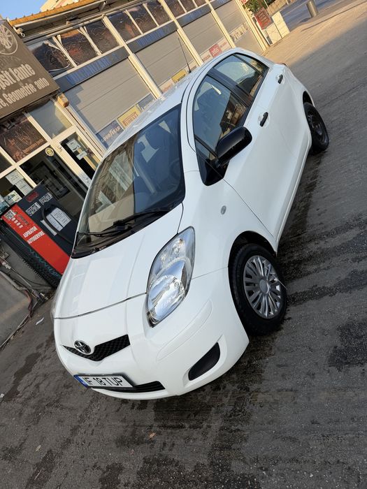 Toyota Yaris Benzina