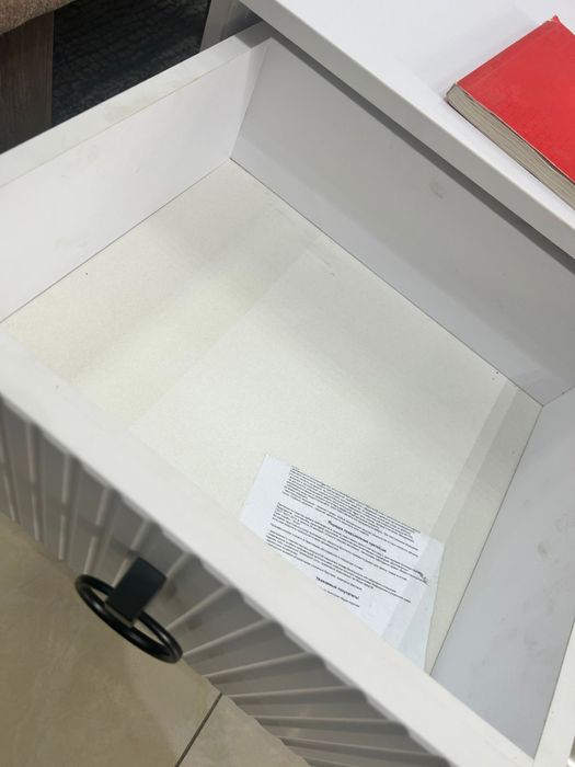 Продам жрунальный стол , МДФ